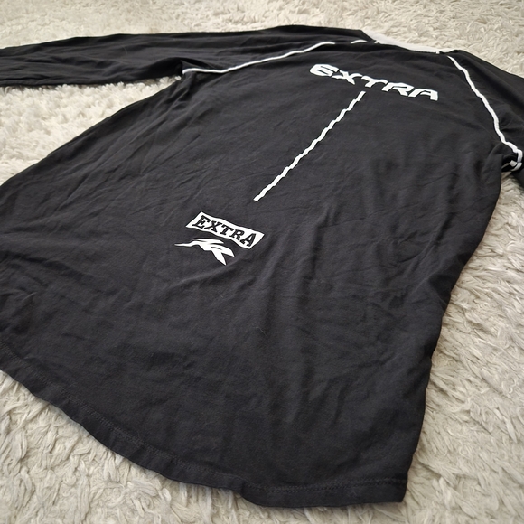 ☆5/$15☆H&M Divided EXTRA Racing Long Sleeve Shirt | Black & White | XS - Picture 16 of 16